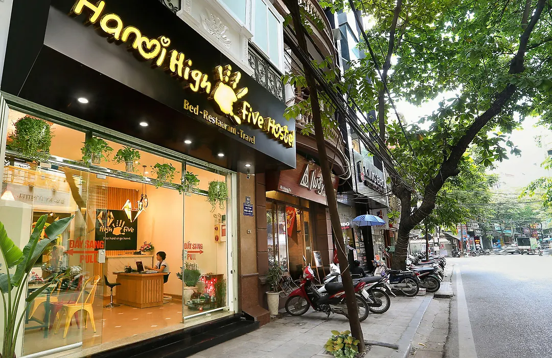 Hanoi High Five Hostel-1